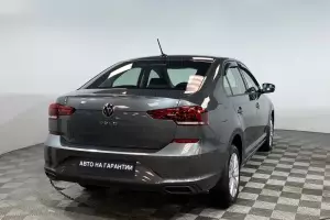 Volkswagen  4