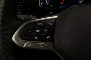 Volkswagen  5