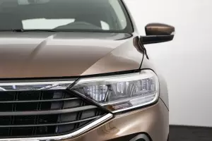 Volkswagen  15