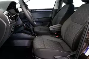 Volkswagen  9
