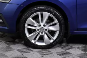 Skoda  8