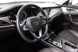 Changan  8