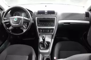 Skoda  8