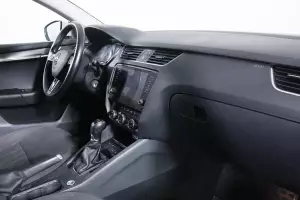 Skoda  8