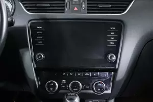 Skoda  9