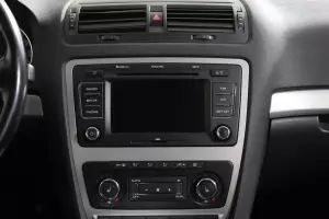Skoda  8