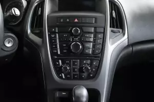 Opel  8