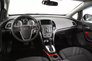 Opel  9