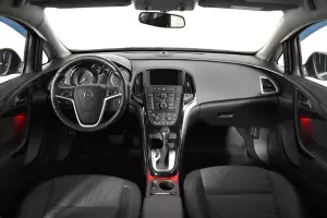 Opel  8