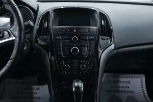 Opel  10