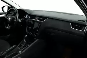 Skoda  8