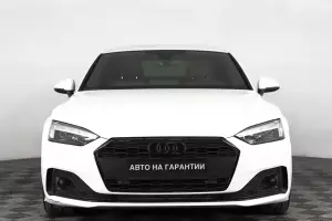 Audi  2