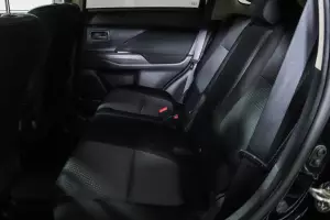 Mitsubishi  12