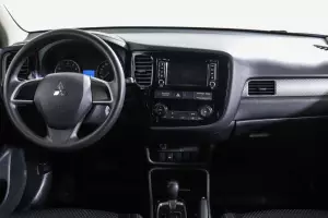 Mitsubishi  7