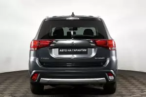 Mitsubishi  5
