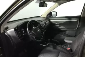 Mitsubishi  12