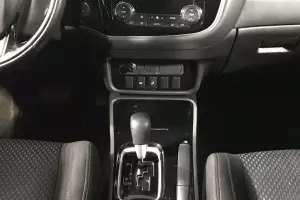 Mitsubishi  14