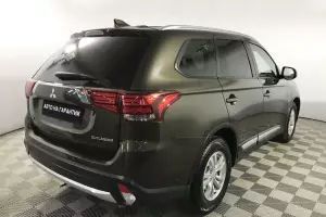 Mitsubishi  4