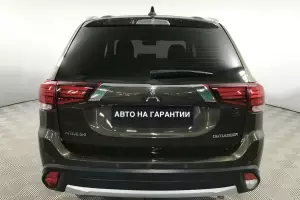 Mitsubishi  5