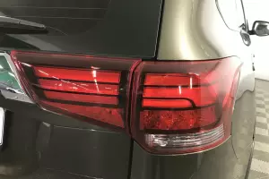 Mitsubishi  8