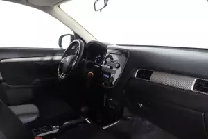 Mitsubishi  10