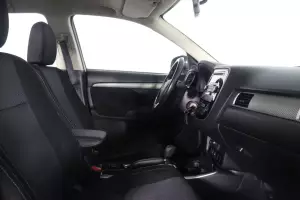 Mitsubishi  8