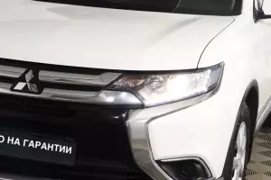 Mitsubishi  19