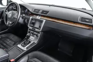 Volkswagen  9