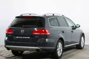 Volkswagen  3