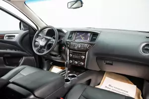 Nissan  4