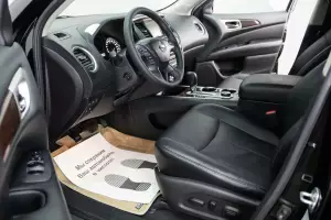 Nissan  6