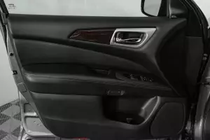 Nissan  14