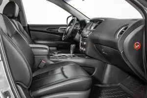 Nissan  9