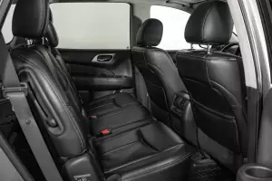 Nissan  6