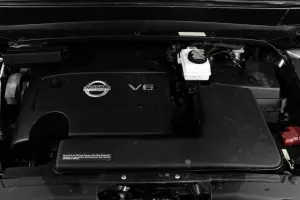 Nissan  4
