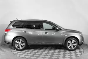 Nissan  19