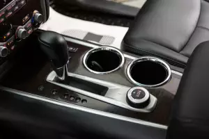 Nissan  7