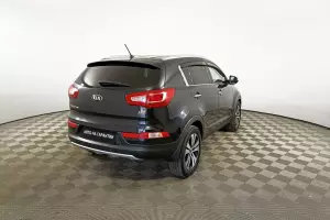 Kia  4