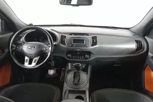 Kia  8