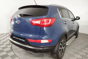 Kia  4