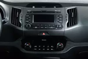 Kia  10