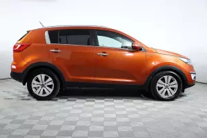 Kia  3