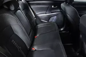 Kia  8