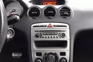 Peugeot  5