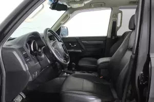 Mitsubishi  6