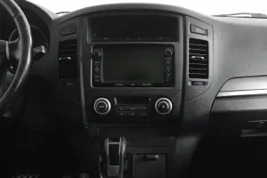 Mitsubishi  3