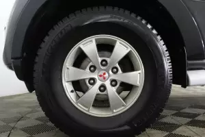Mitsubishi  11