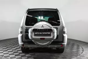 Mitsubishi  5