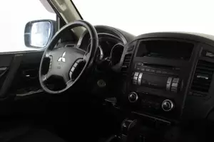 Mitsubishi  12