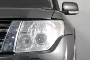Mitsubishi  8